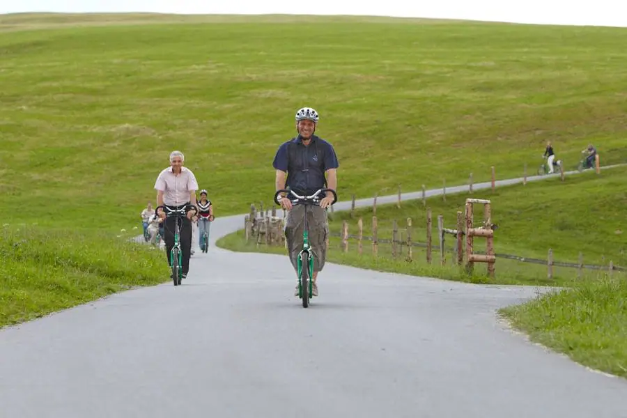 Mit dem Trotti zum Etter Kirsch 4